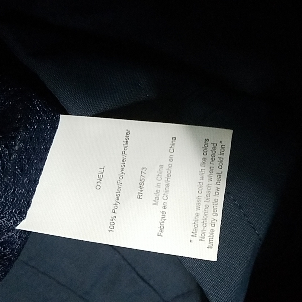 O'neill rain jacket/ windbreaker. - Picture 6 of 6
